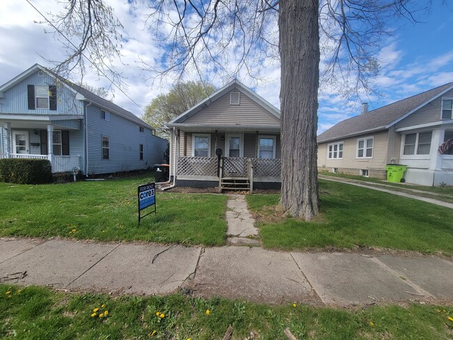 Building Photo - 2BR/1BA Gem In Washington