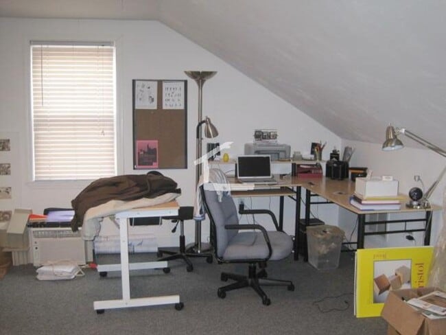 Photo - Nice 4 bed in Allston