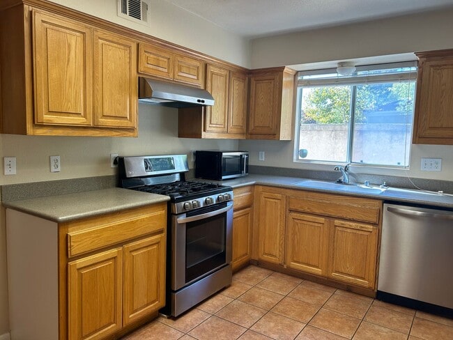 31875 Calle Novelda