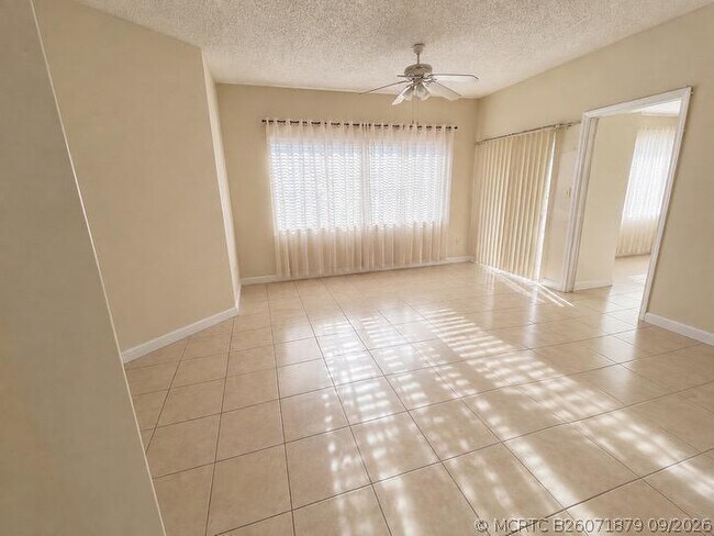Photo - 2445 SW 18th Terrace Unit 406