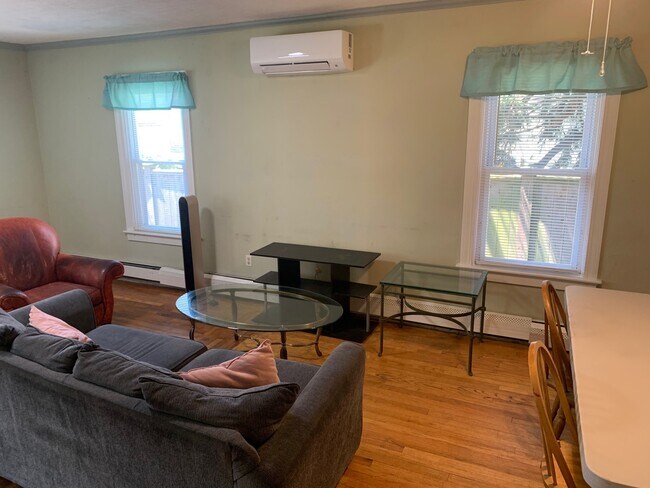 Photo - 16 Grafton St