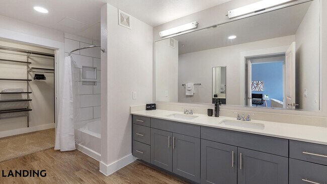 4001 Ross Ave Unit 217