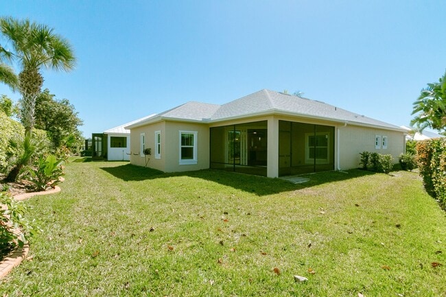Photo - 1398 Tullagee Ave