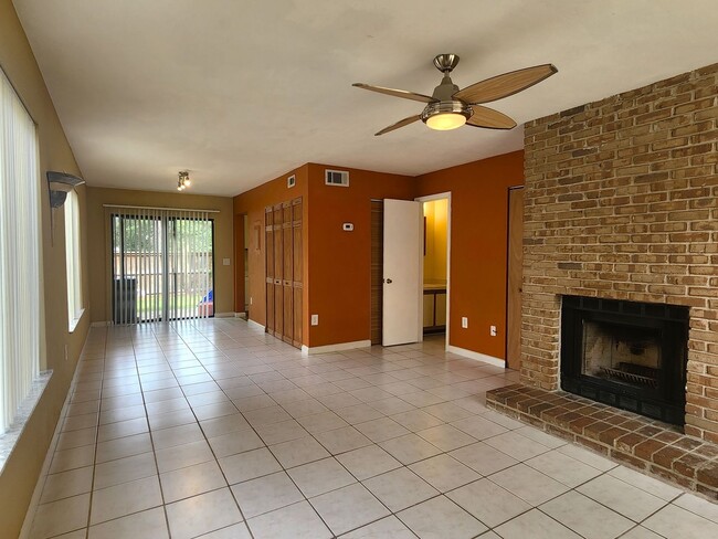 Photo - FOR RENT 2 bed 2.5 bath townhome