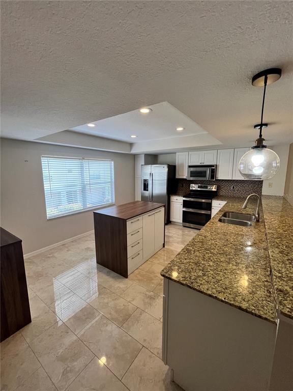 306 Pinellas Bayway S