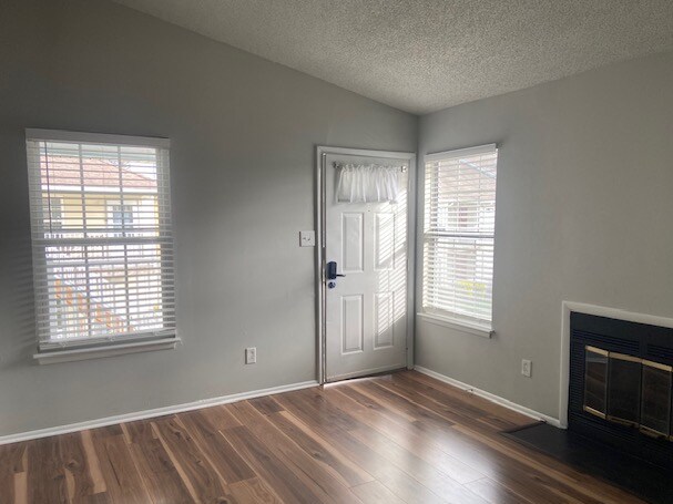 Photo - 619 Crows Nest Ct Unidad VA Beach condo