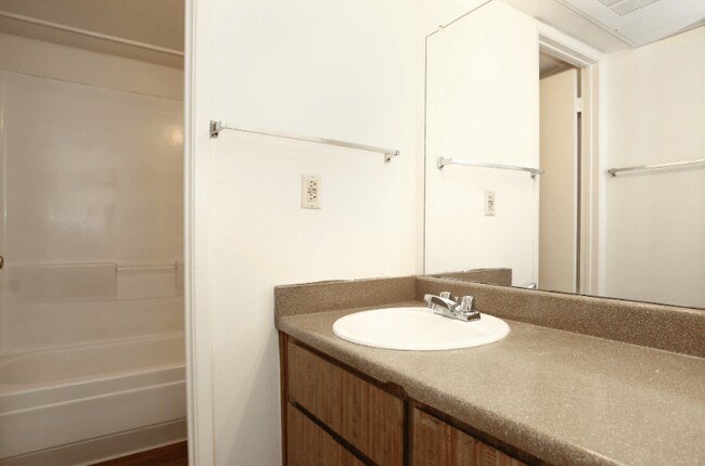 The Summit Apartments