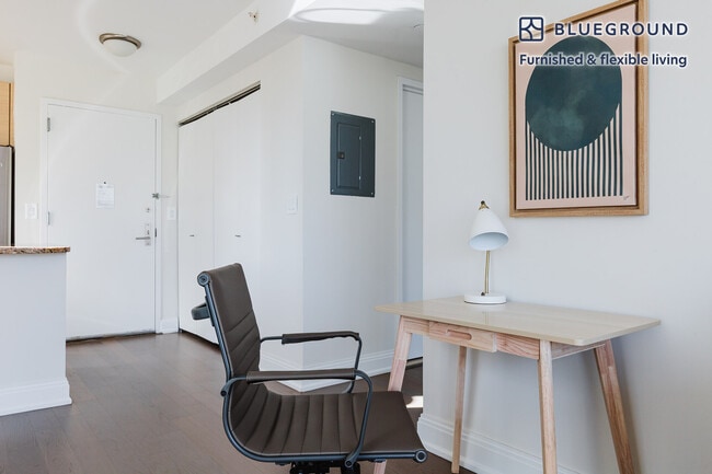 Photo - 125 W 31st St Unit FL33-ID1651