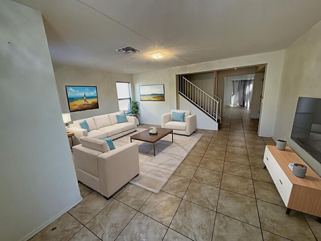 Photo - Riverhaven Great Central Location