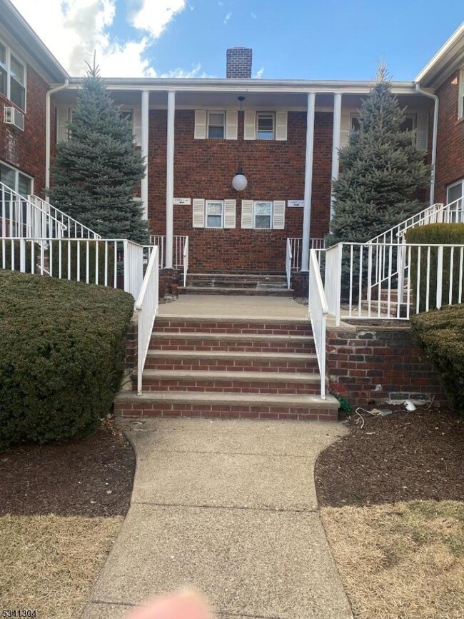 Photo - 191 N Beverwyck Rd Condo Unit 15