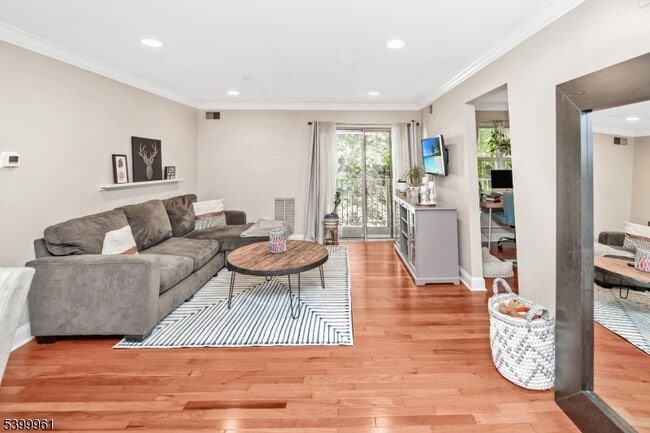 Photo - 52 Brookside Ln