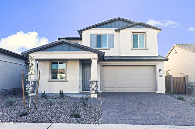 Building Photo - 773 W Lark Dr