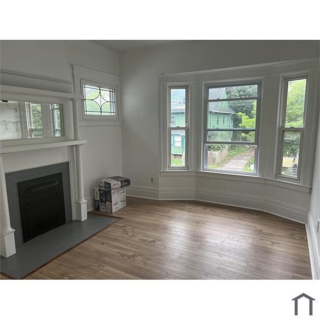 Photo - 62-64 Quincy Street - 64