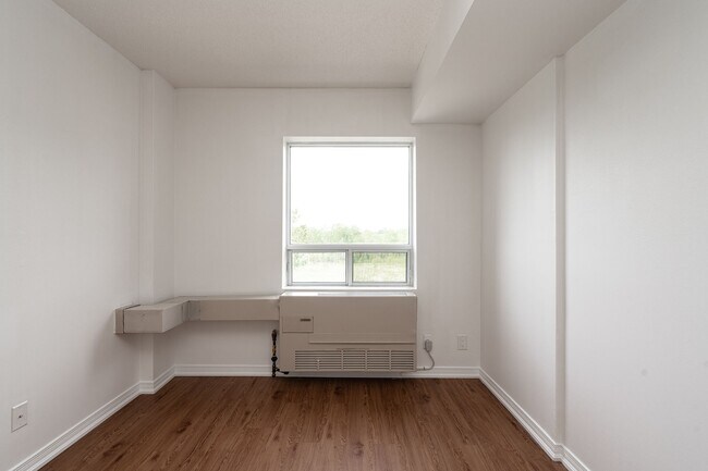 Photo - 333 Sidney Belsey Crescent Unit 519
