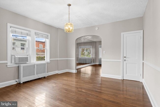 Photo - 3700 Woodridge Rd