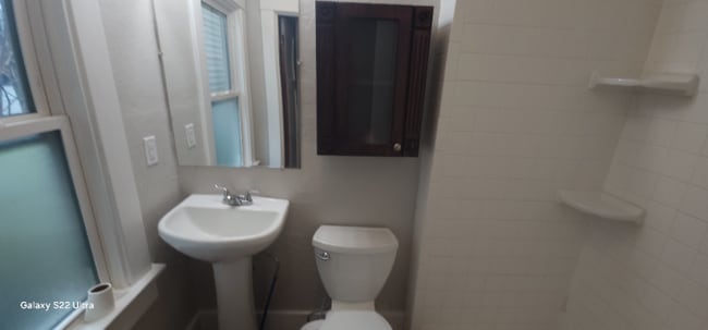 Photo - 2428 Nill Ave