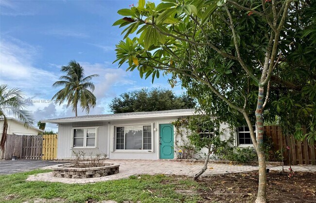 Photo - 2730 NE 9th Terrace