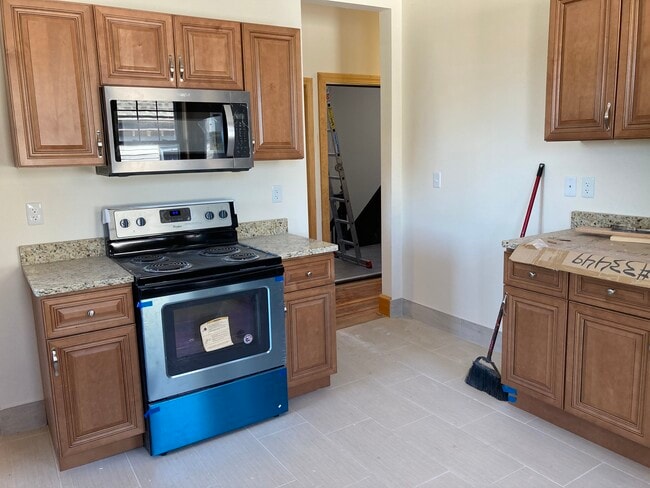 Photo - 149 Hillside St Unidad 3