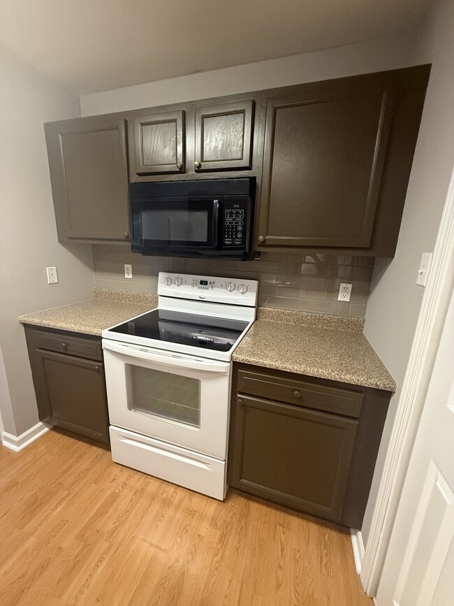 Photo - 745 Casey Ln