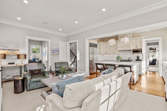 Photo - 24 Orchard Pl