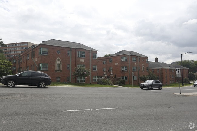 Photo - Wakefield Manor