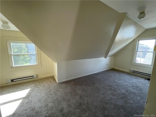 Photo - 68 Liberty St