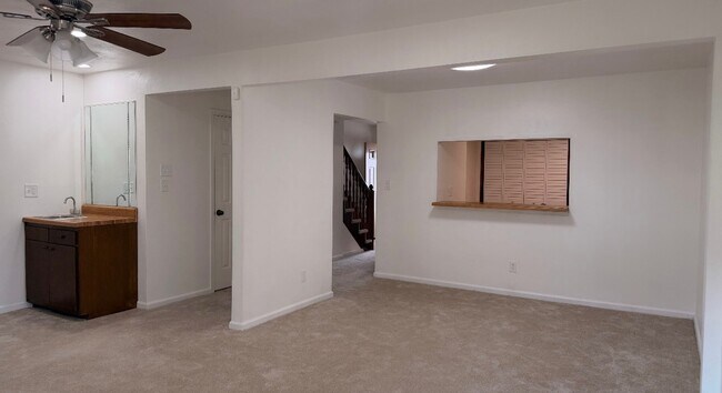 Photo - 1357 Hafford Rd