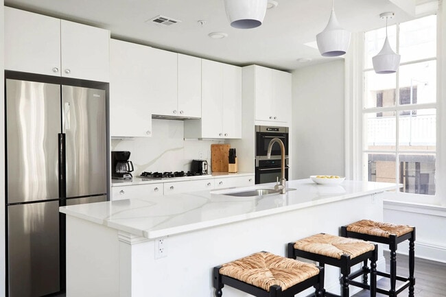 Photo - 800 Gravier St Unit ID1272387P