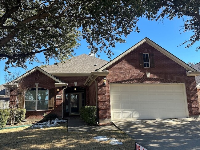 Building Photo - 8466 Davis Dr