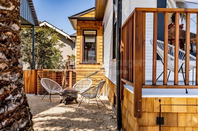 Photo - 318 18th St Unidad B