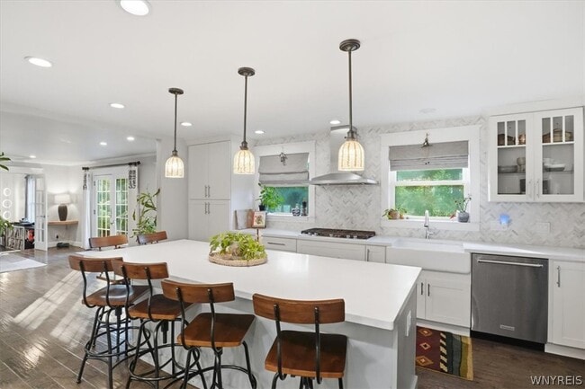 125 Amberwood Dr