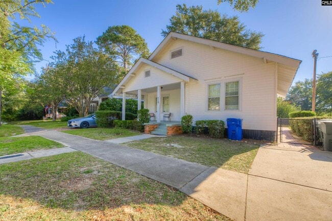Photo - 710 Heidt St