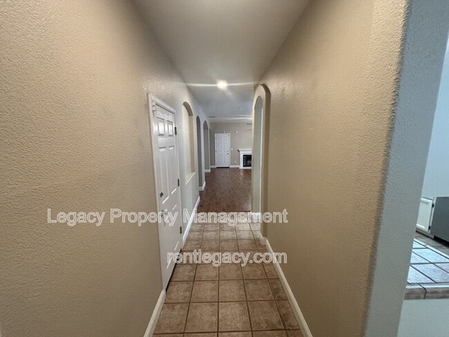 Photo - 1724 Magenta Dr