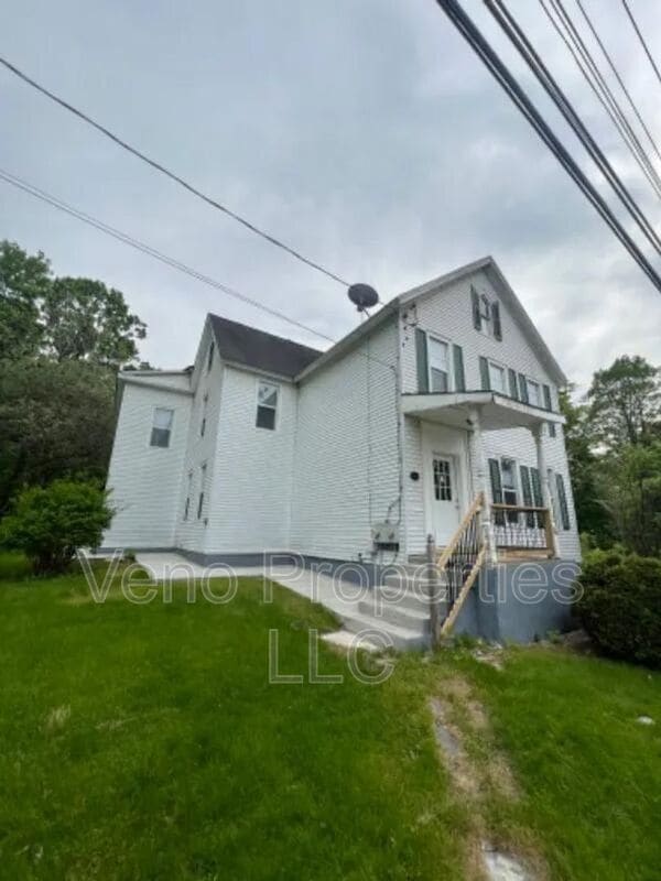 Building Photo - 131 W High St