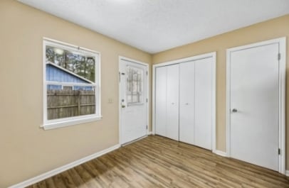 Photo - 106 Clarks Bluff Rd