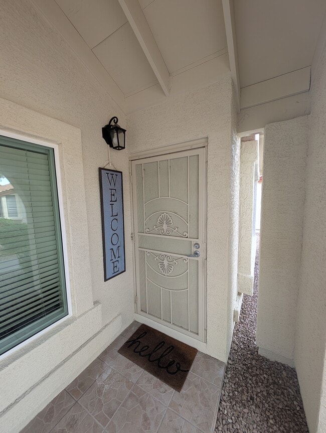 Photo - 1120 N Val Vista Dr