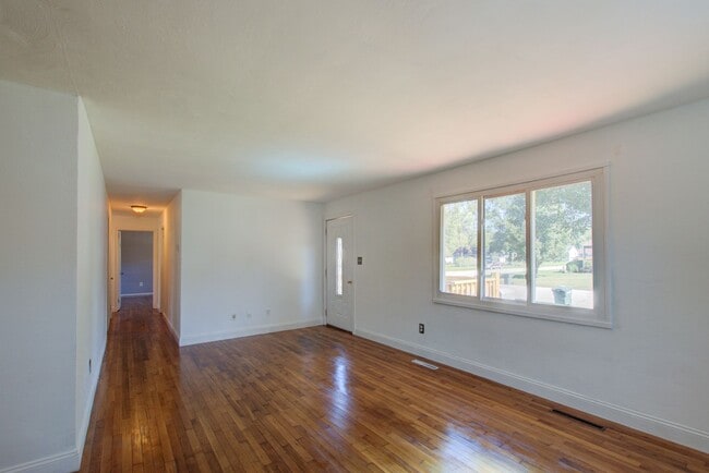 Photo - Patrician Manor, Hampton