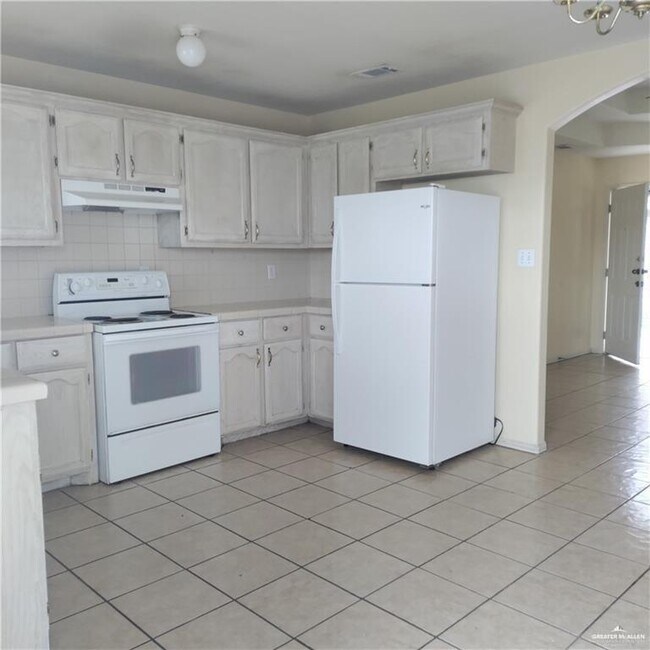 Photo - 12 Acme Ln Unidad 3