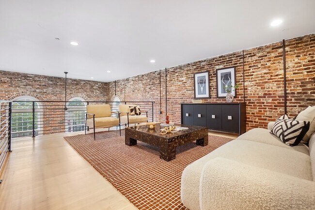 Photo - 34 Salem St Unit 201