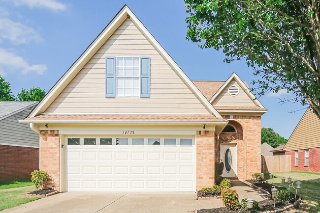 Photo - 10738 Pecan View Dr House
