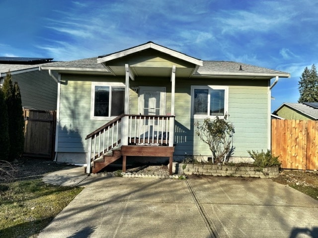 Photo - 3541 Fair Winds Ln SE