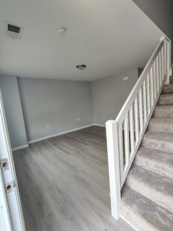 Building Photo - 73 Ferguson Dr Rental