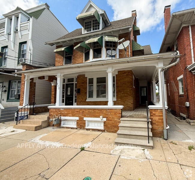 Building Photo - 217 W High St Rental