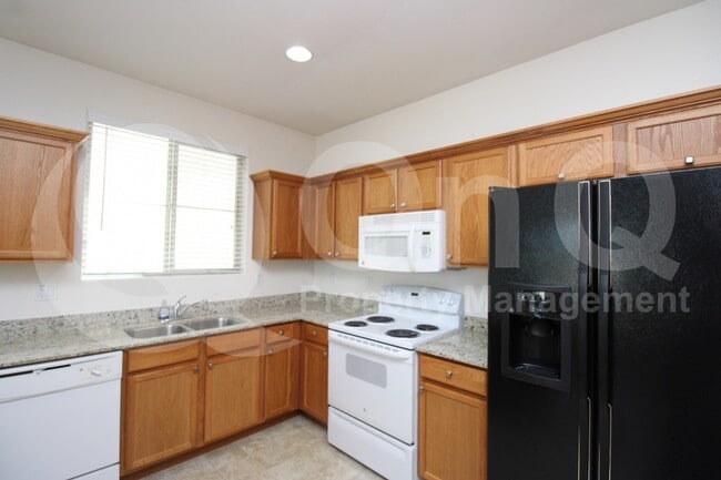 Photo - 2614 N 73rd Dr