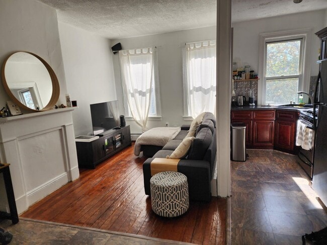 Photo - 337 Pavonia Ave Unit 2