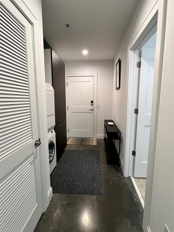 Photo - 905 Juniper St NE Unit 111