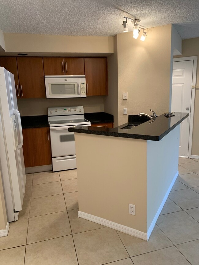 Photo - 3370 Pinewalk Dr N Unit 1215