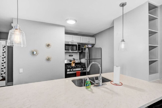 Photo - 2216 Hazard St Unidad FL2-ID1257740P