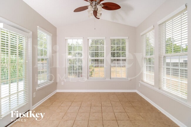 Photo - 6161 Glen Way Dr