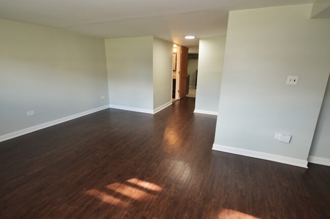 Photo - 10332 Elizabeth St
